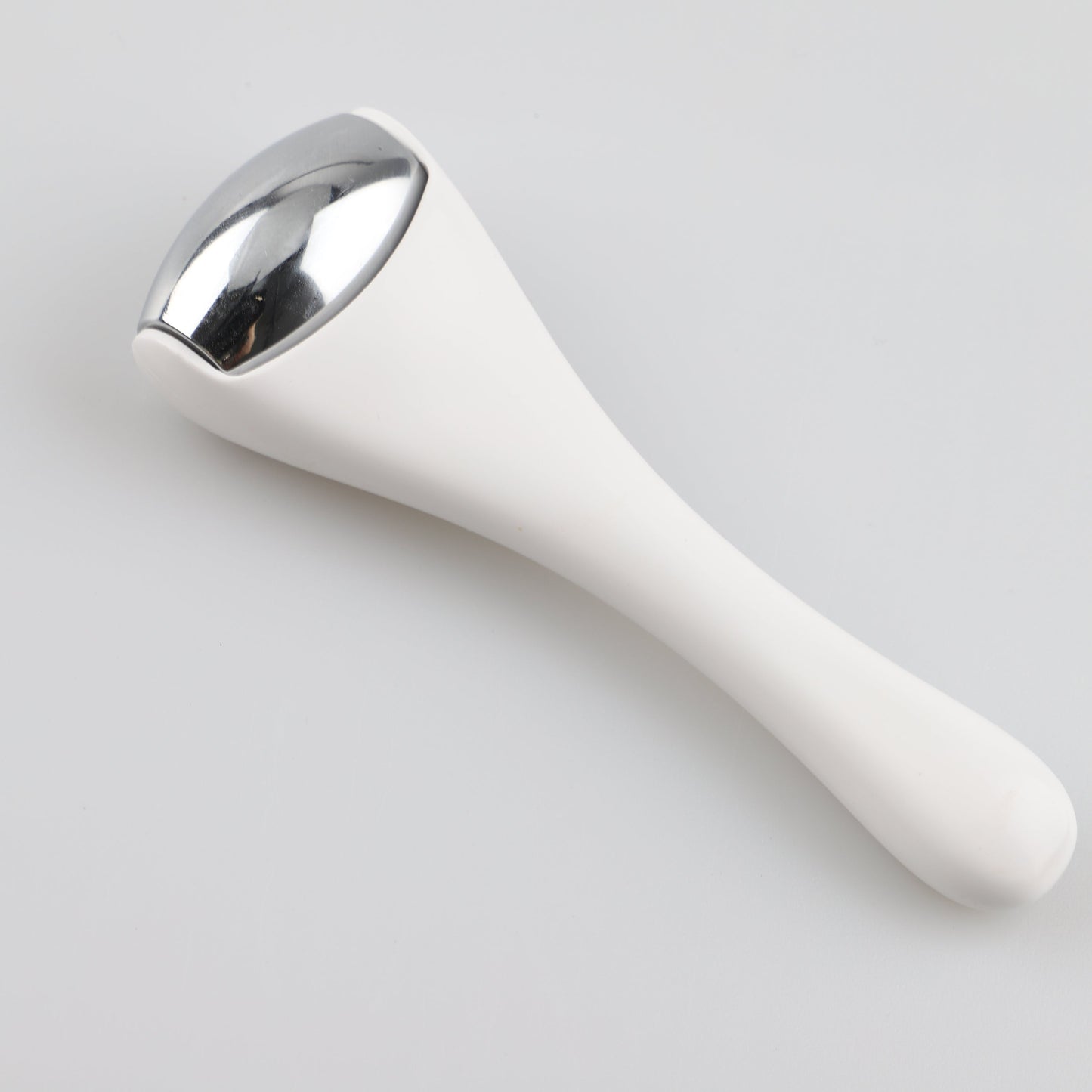 Yana Glow Ice Roller